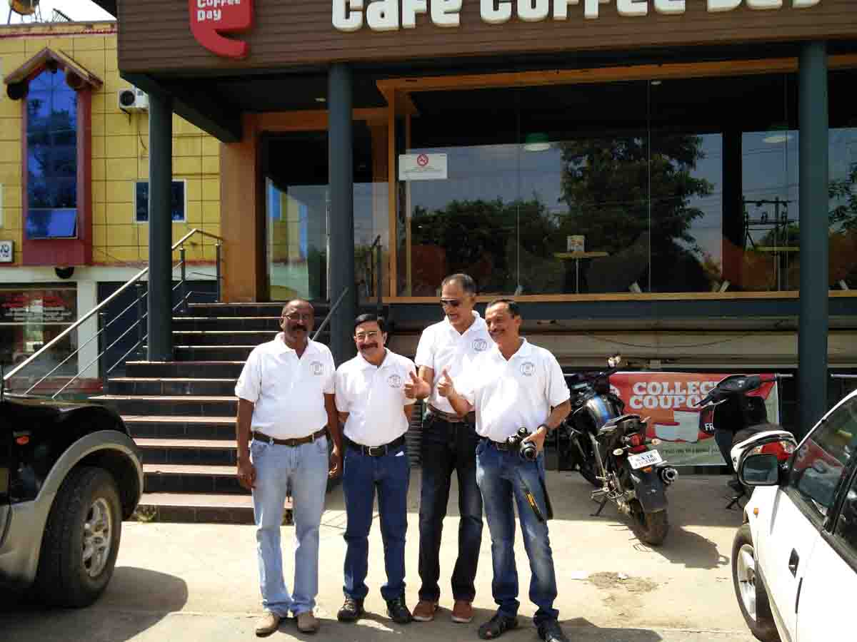 ಹಿಮಾಲಯ ಪ್ರವಾಸಿಗರಿಗೆ ಆತ್ಮೀಯ ಬೀಳ್ಕೊಡುಗೆ